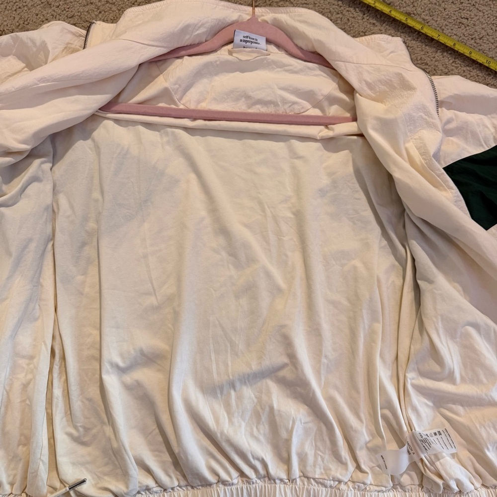 Bo + Tee Water-repellent Colorblock Lightweight Jacket - Size Small/Medium - Picture 12 of 12
